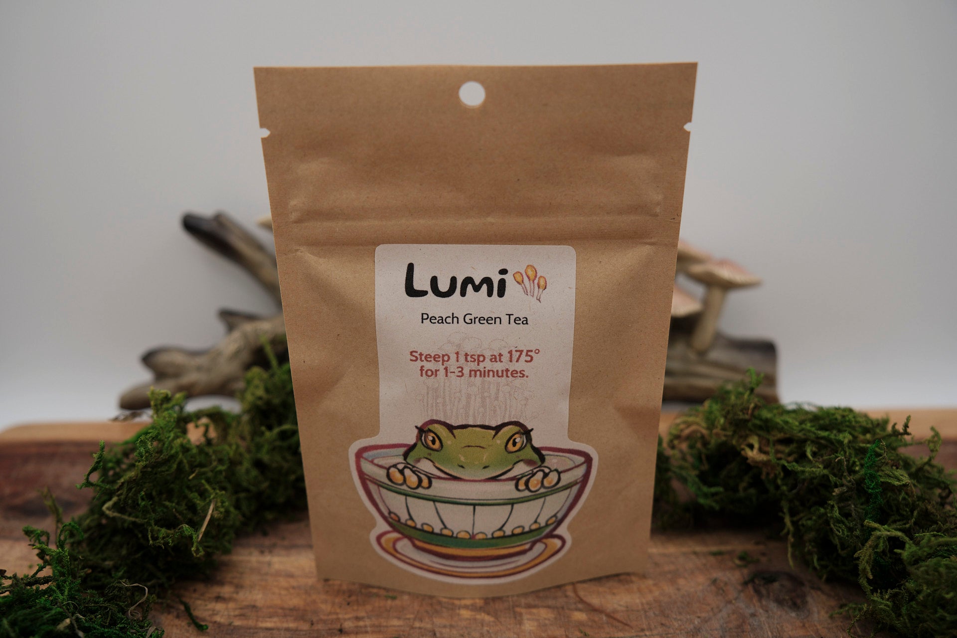 Lumi's Peach Green Loose Leaf Tea